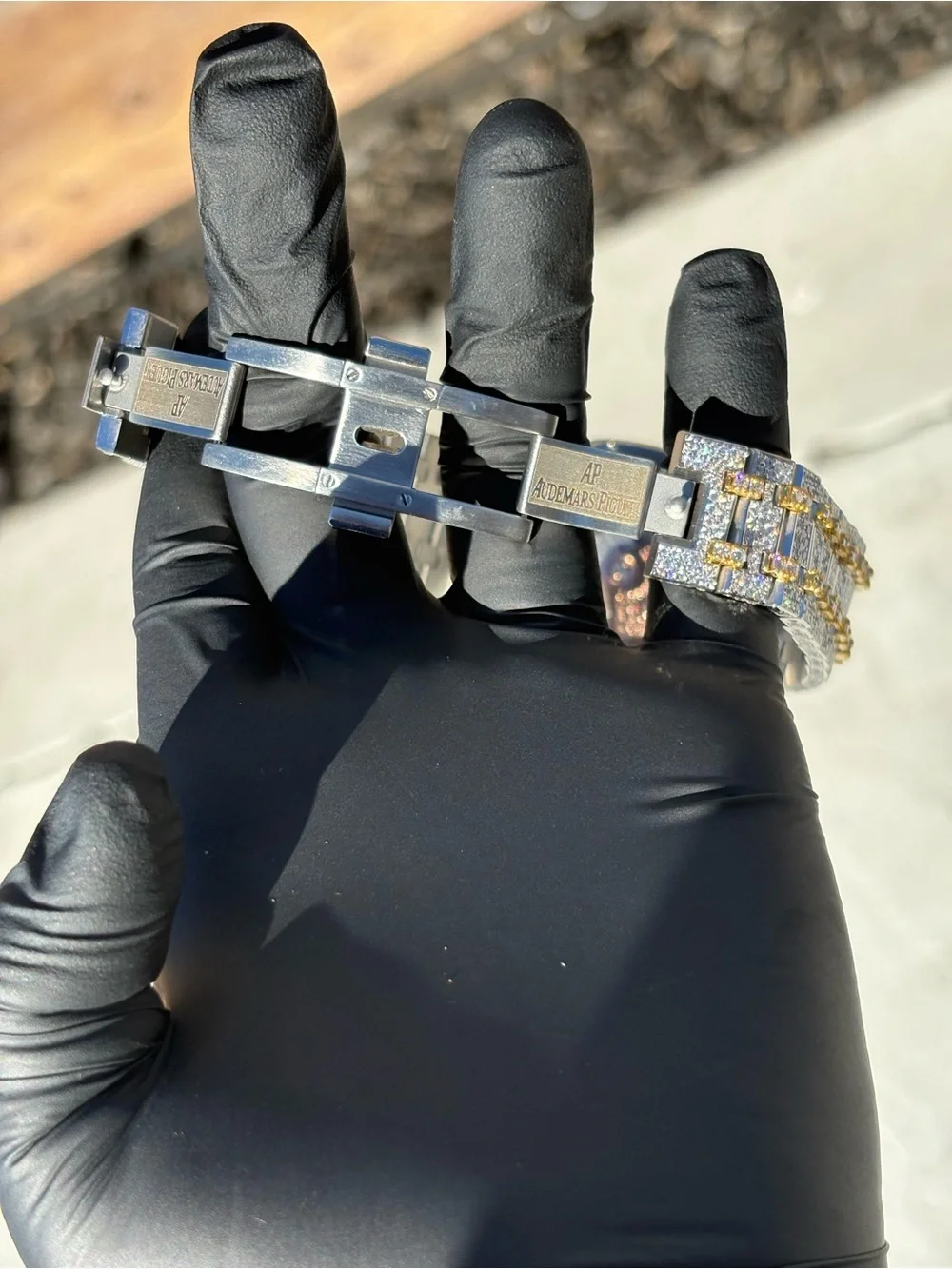 AP bust down watch